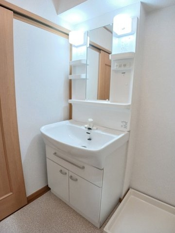 エクセル　コートＢの洗面所|コンパクトで使いやすい洗面所