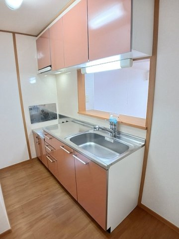 エクセル　コートＢのキッチン|コンパクトなキッチンで掃除もラクラク