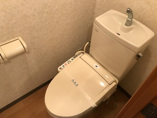 エクシード長束西のトイレ|シャワー付トイレ