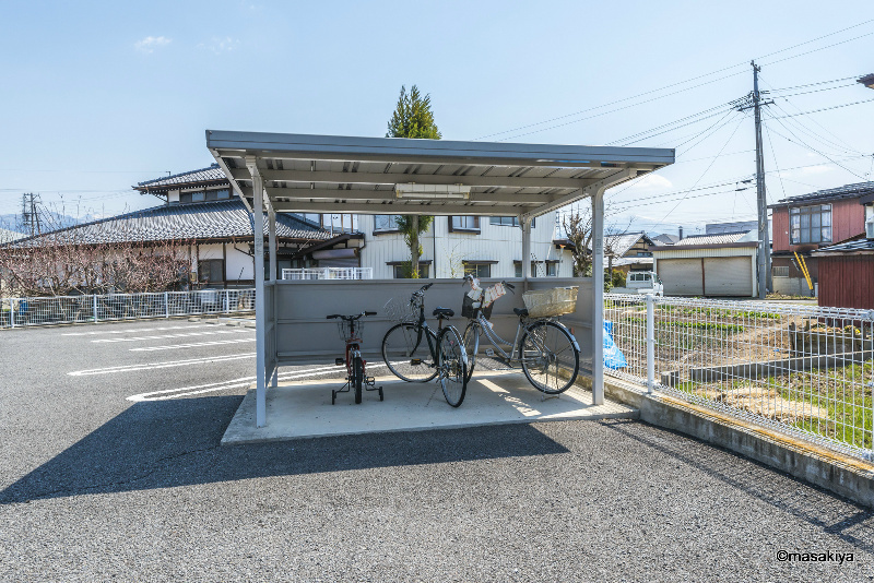 サラミタージュの設備|駐輪場