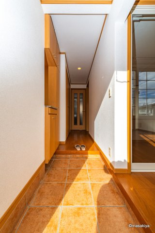 サラミタージュの玄関|玄関