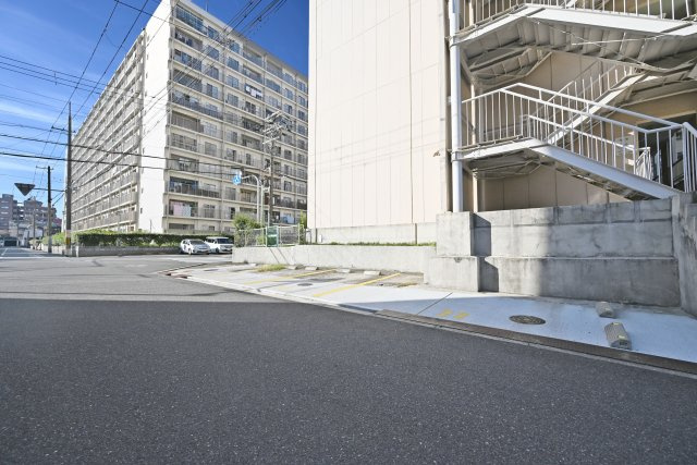 京橋第2コーポのエントランス