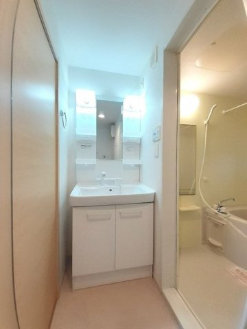 カーサ　ベレッツァＡの洗面所