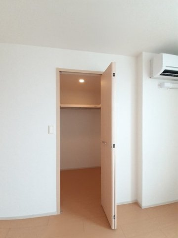 カーサ　ベレッツァＡの収納