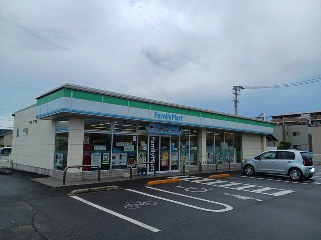 サンセール居石公園前の周辺|ファミリーマートさんまで35m