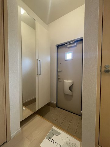 アルカンシェルＢの玄関