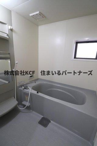 リビングタウン小森野弐番館の浴室|お風呂です