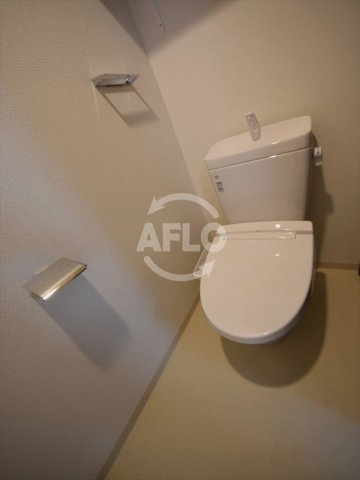 クリスタルグランツ難波WESTのトイレ|クリスタルグランツ難波ＷＥＳＴ　洗浄便座付