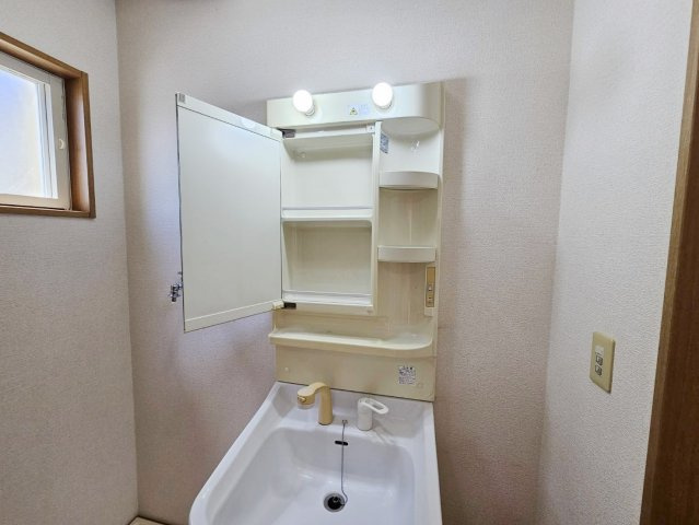 ヴィバーチェⅡの洗面所