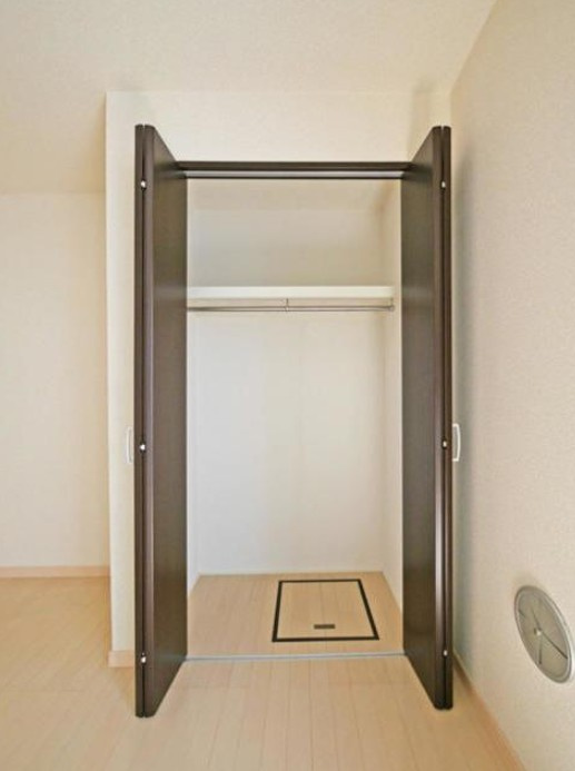 サンアーバン町屋の収納