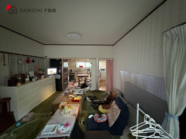 【居間・リビング】 | 日高市高萩　中古戸建