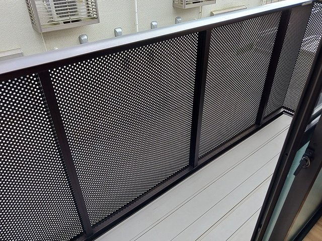 ベルクのバルコニー|バルコニーからの眺めを楽しみながら食事をしませんか