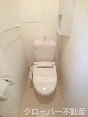 宇多津町新開アパートのトイレ