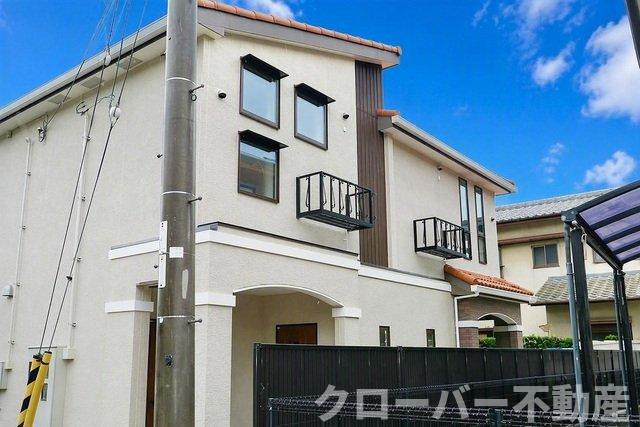 宇多津町新開アパートの外観