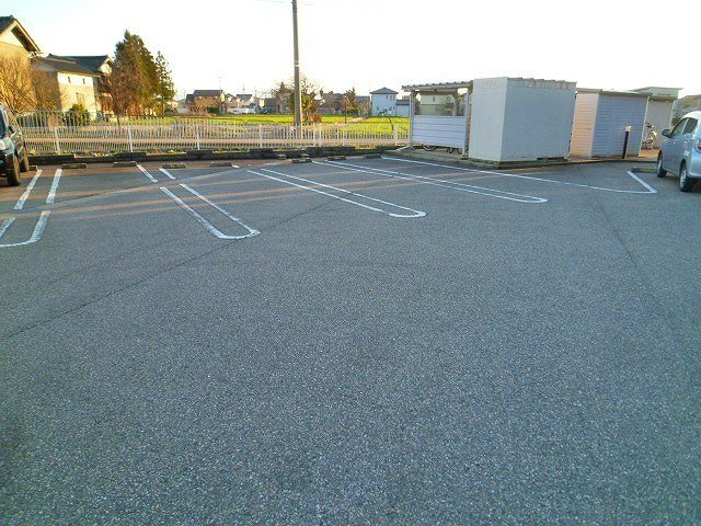 プリーマヴィラ　Ⅱの駐車場