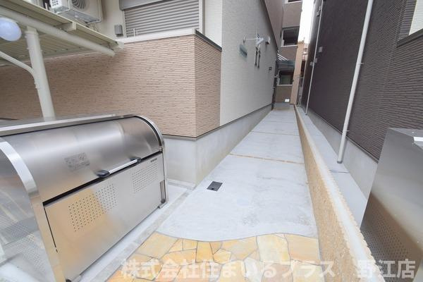 フジパレス太子橋Ⅴ番館のエントランス