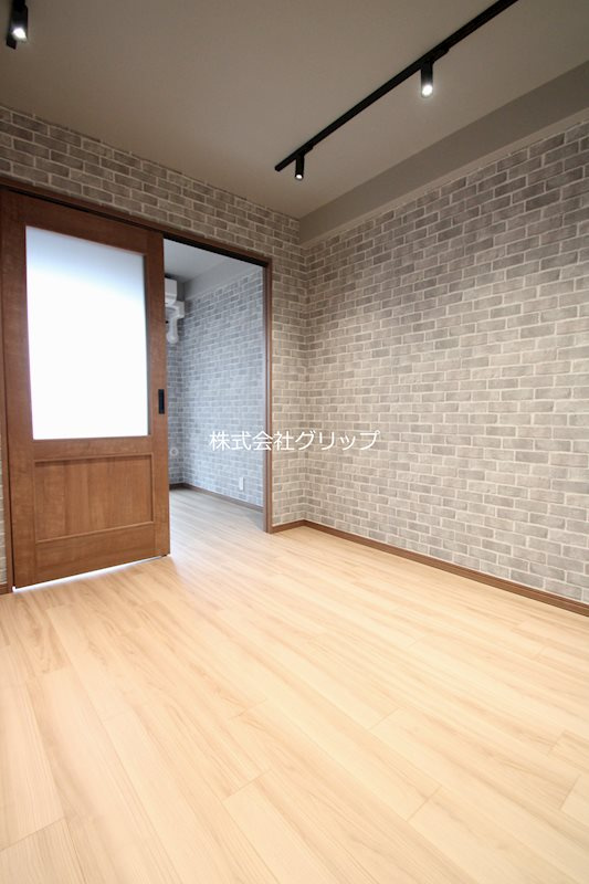 ライオンズマンション横浜駅東の居間・リビング