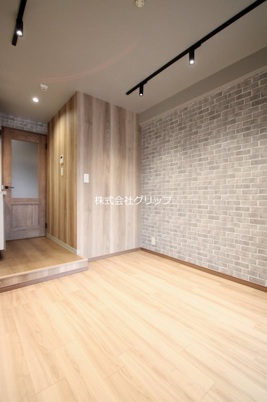 ライオンズマンション横浜駅東の居間・リビング
