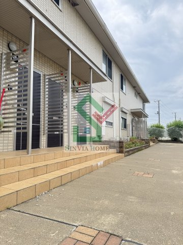 グリーンハイツ下里のエントランス