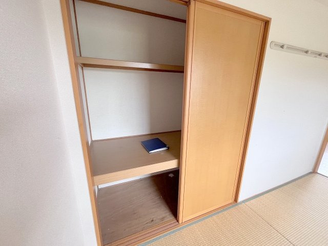グリーンフォーレストＡ棟の収納