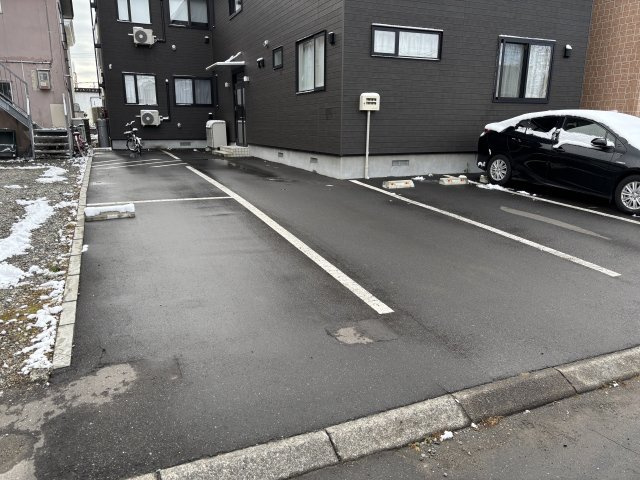 T. 7の駐車場