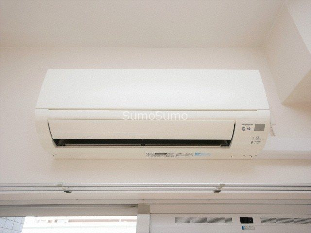 プレサンス松屋町ファステの居間・リビング