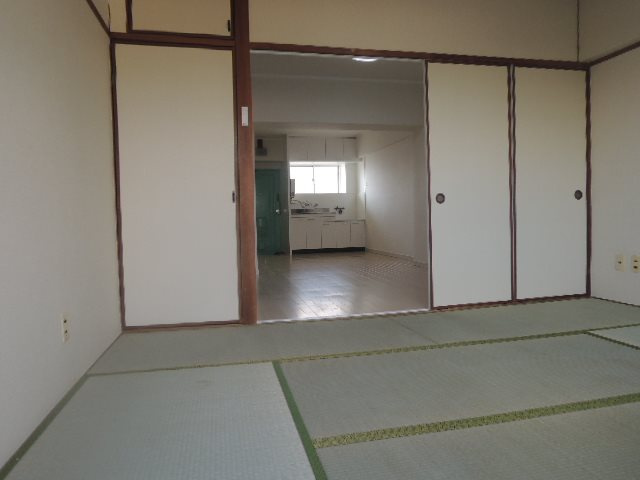 熊内グリーンハイツの寝室