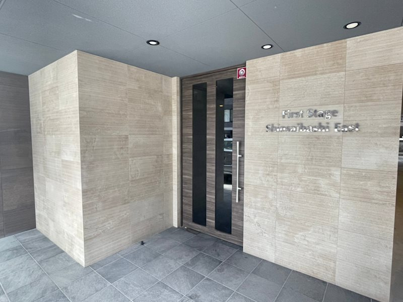 ファーストステージ心斎橋EASTのエントランス