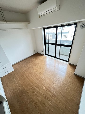 グランツ夙川の寝室