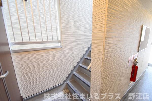 ＳＱＵＡＲＥＷＯＯＤ大宮のロビー