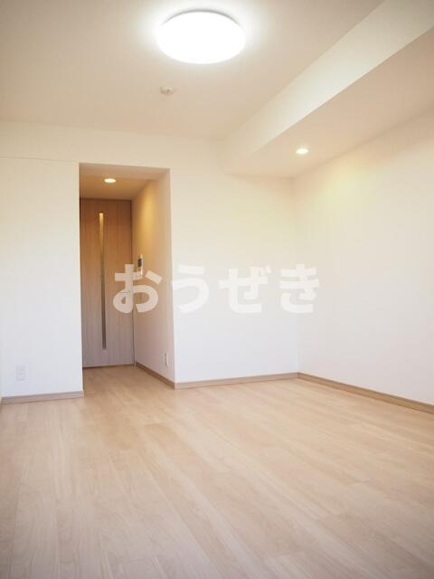 ルーブル大森西の居間・リビング|※反転タイプ