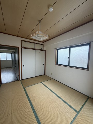 DITA笠松通の和室