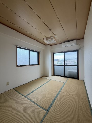 DITA笠松通の和室
