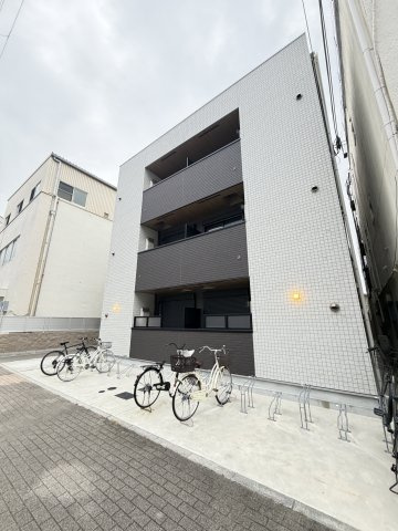 ワコーレヴィータ川西通の外観