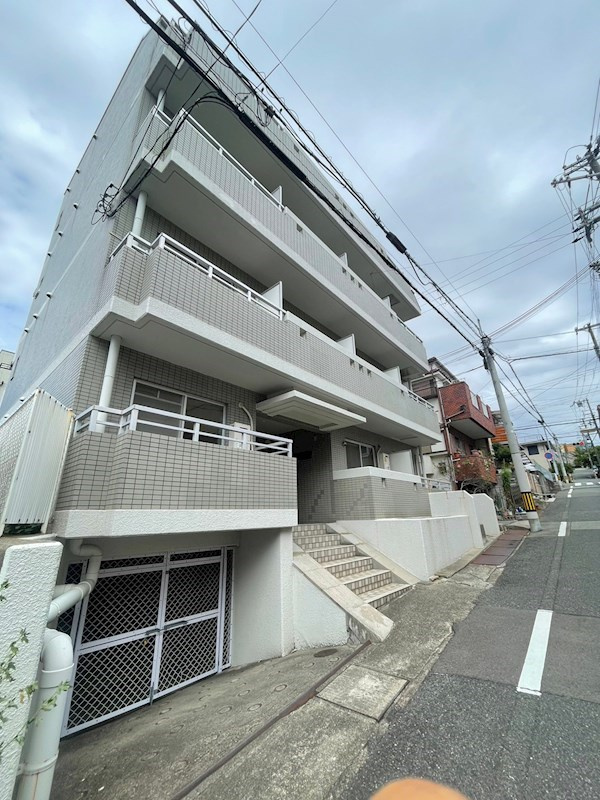 アネックス神戸の外観