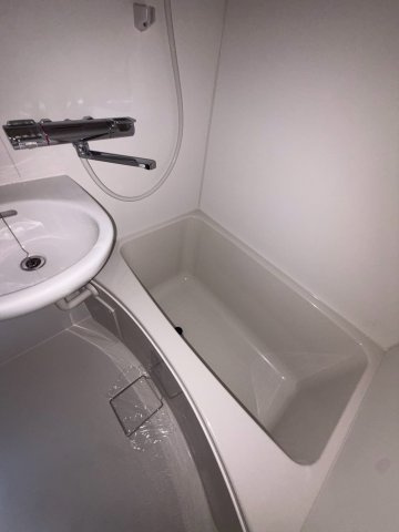 六番館の浴室