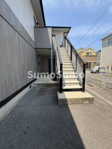 西之町ハイツ　Ｂの駐車場