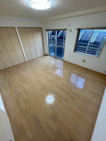 灘ハイツの寝室