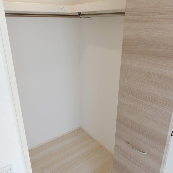 JADE ASHIYAの収納