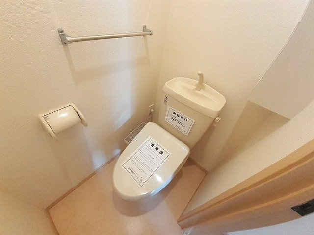 アンジュＡのトイレ|清潔感のあるトイレです