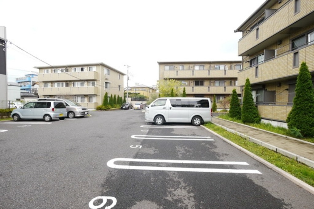 セジュール木本Aの駐車場