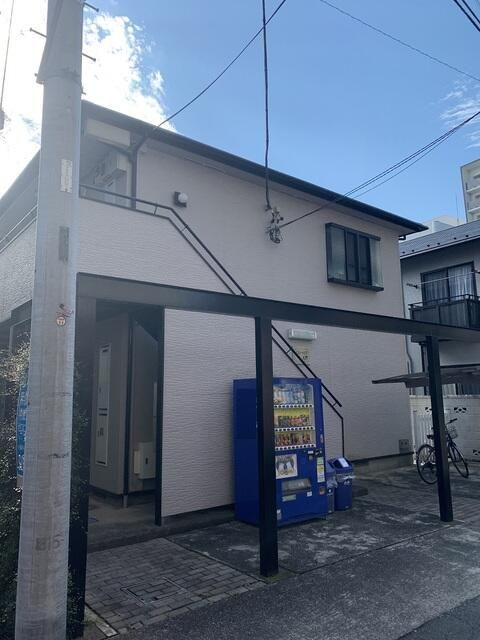 エステートピア大門のエントランス