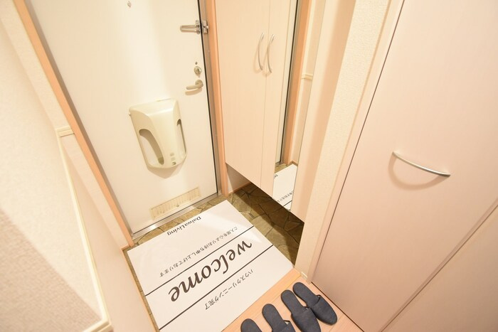フェリーチェ空港通り B棟の玄関|玄関