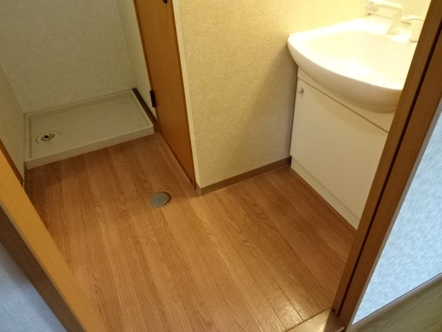 ソレイユ壱番館の洗面所|洗面所