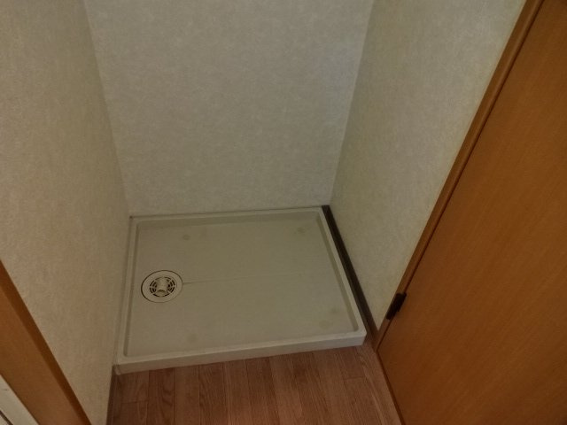 ソレイユ壱番館の洗面所|室内洗濯機置き場