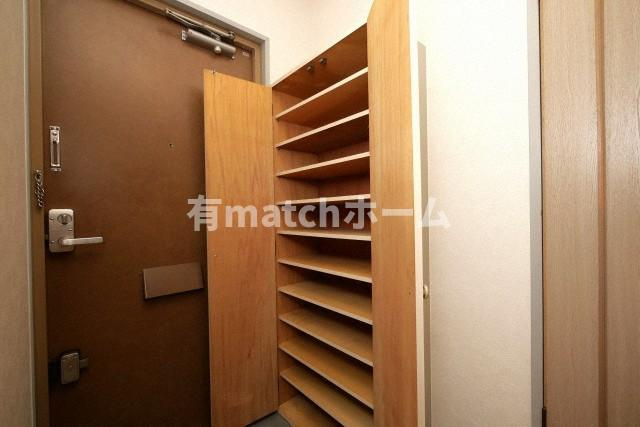富士栄町マンションの収納