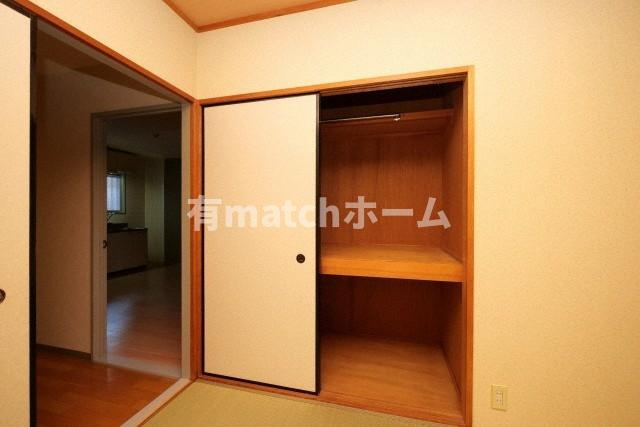 富士栄町マンションの収納
