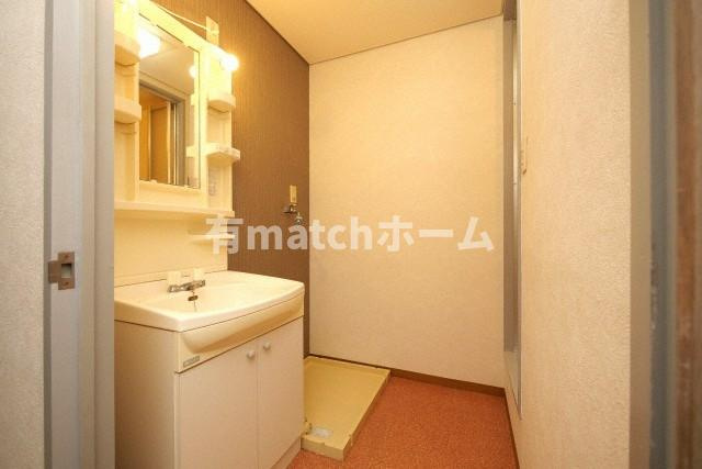 富士栄町マンションの洗面所