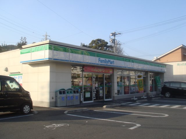 モール大喜の周辺|ファミリーマート小倉南丘店まで973ｍ