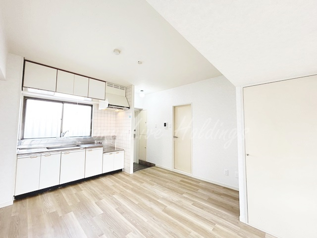 藤沢市藤が岡２丁目の賃貸マンションの居間・リビング